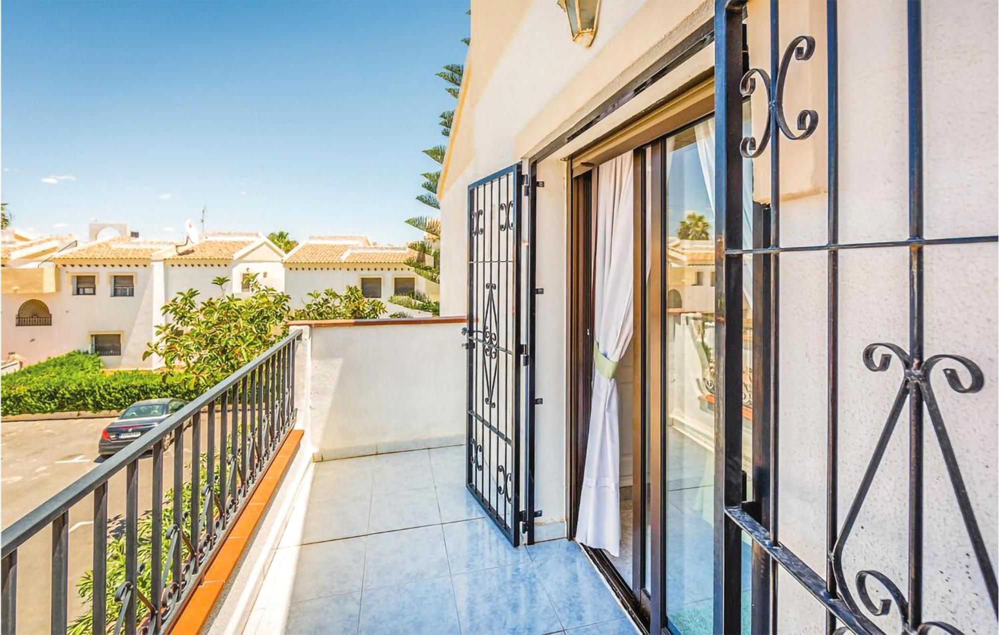 Amazing Apartment In Rojales With Kitchenette מראה חיצוני תמונה